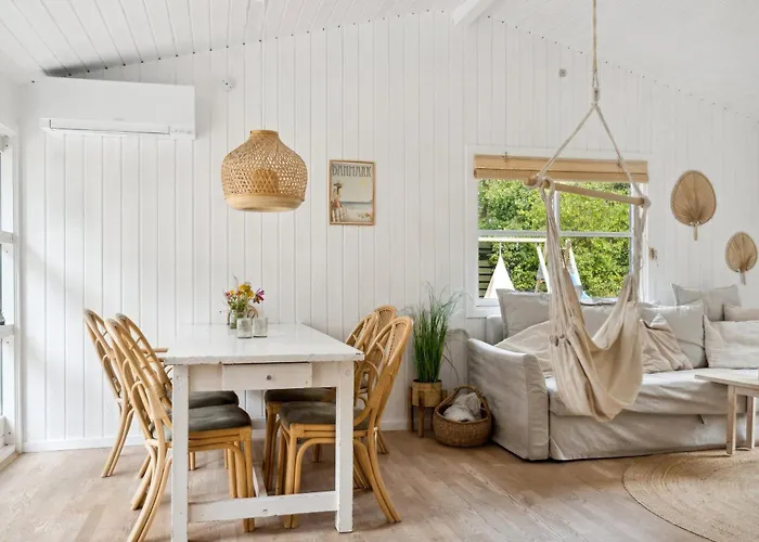 Rodby, Bredfjed Naer Lalandia Holiday home *